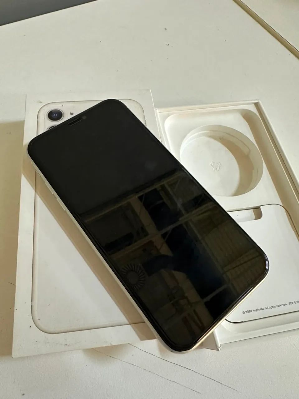 iPhone 11 Branco 128gb - Foto 2