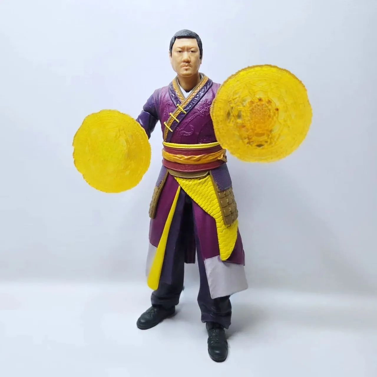 Wong Marvel Legends  - Foto 2