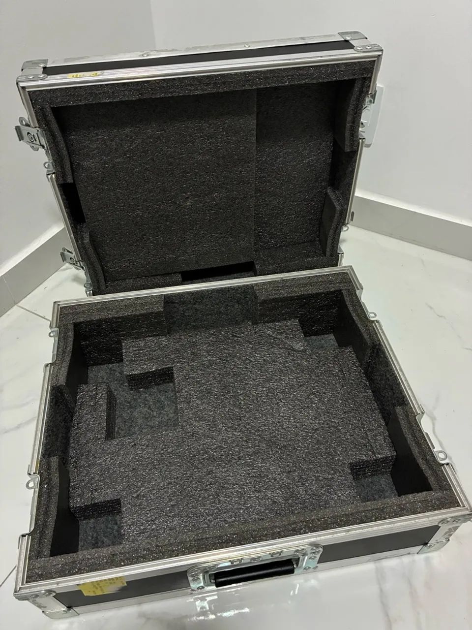 Par de case para toca discos MK2 Technics marca Nova Case  - Foto 4