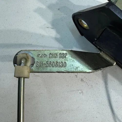 Fechadura Tampa Traseira Chery Qq 1.0 3cc 69cv 2015 Original - Foto 3