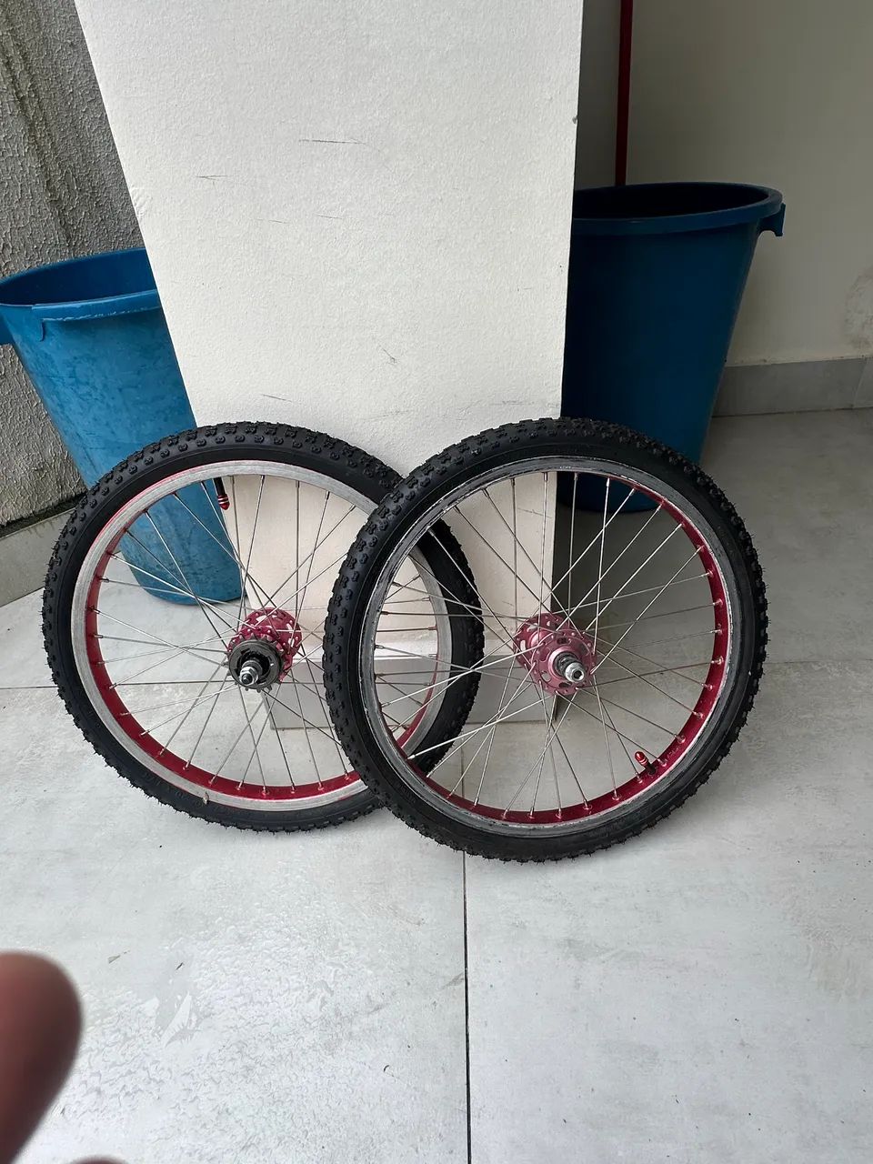 Caloi Cross par de aro araya 20 ler o anúncio 