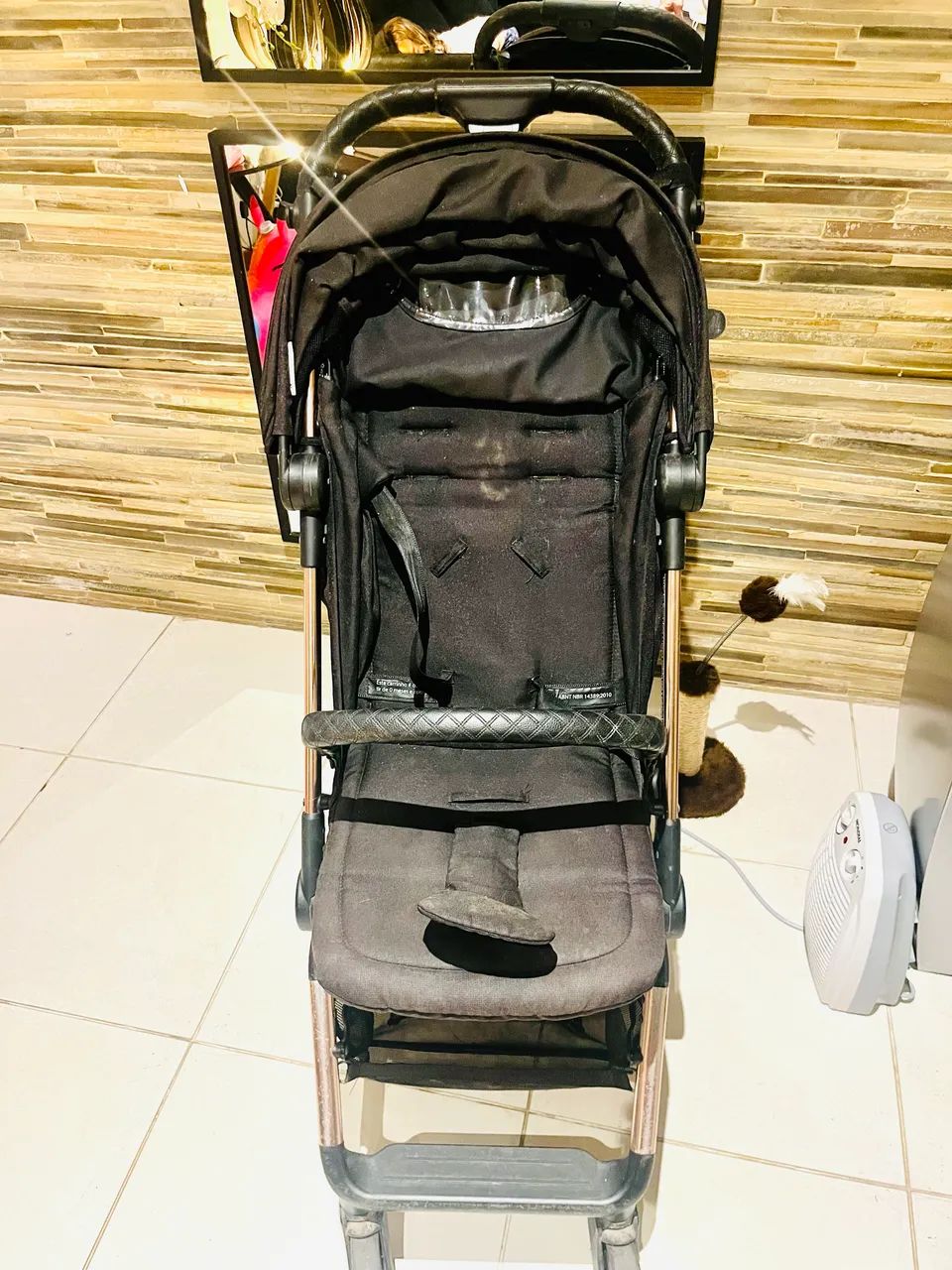 Carrinho de bebê importado e dobrável.  - Foto 5