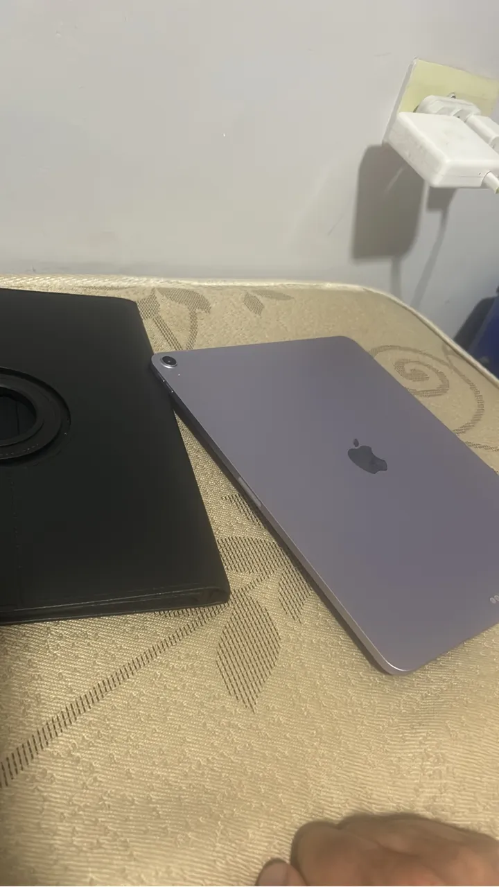 IPAD PRO M4 13 256gb WIFI - Tablets e E-Readers - Jardim Goiás