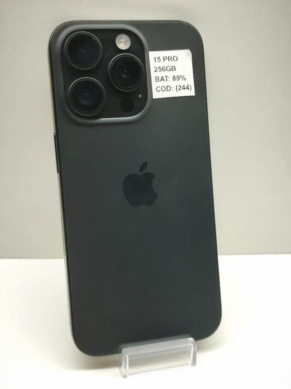 IPhone 15 pro 256gb preto * leia o anúncio