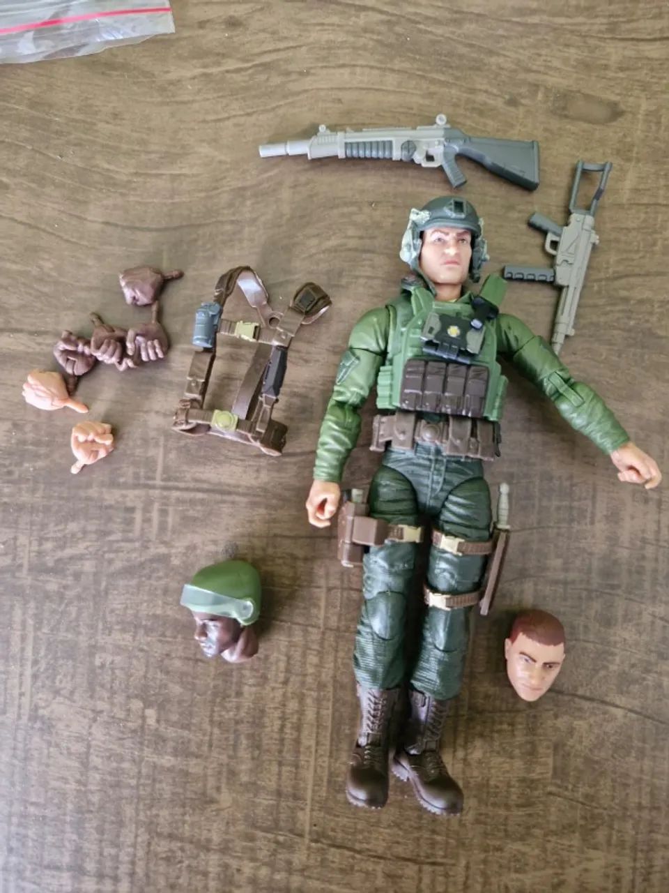 Grunt Gi Joe Classified com peças e colete  extras - Foto 2