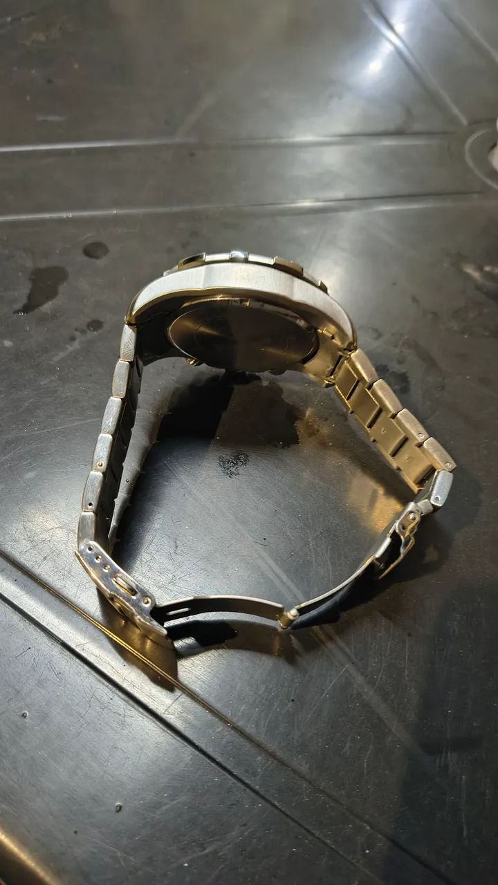 Vendo relógio thechnos 100% funcional algumas marcas de uso original  - Foto 2
