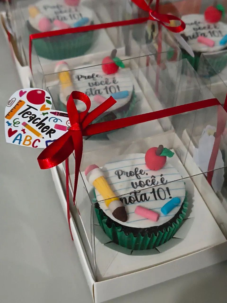 Cupcake  Chocolate Dia dos Professores - - Foto 2