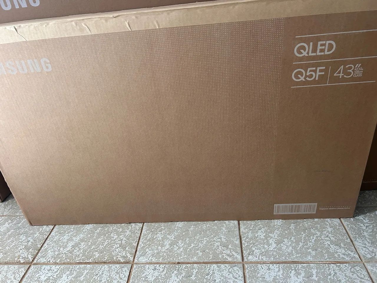 Smart TV 43 QLED Samsung - Retirada Sobradinho 