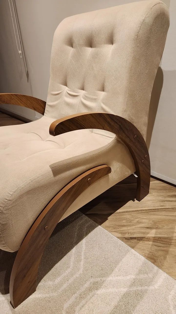 Poltrona estofada confortável - Foto 3