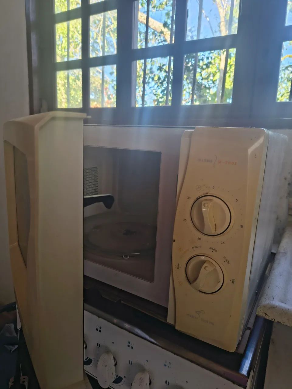 MICROONDAS CCE - Foto 3