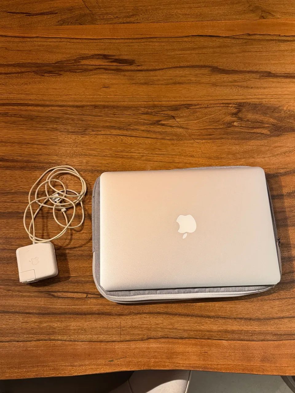 MacBook Air 13 2017 i7 8GB 128GB SSD
