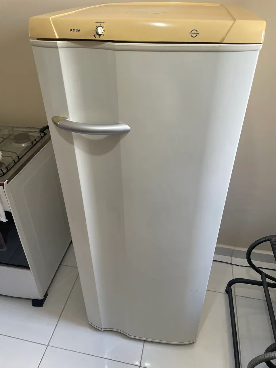 GELADEIRA SUPER CONSERVADA 