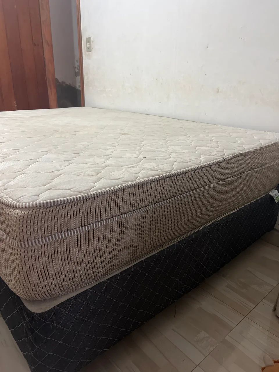 Cama box casal 