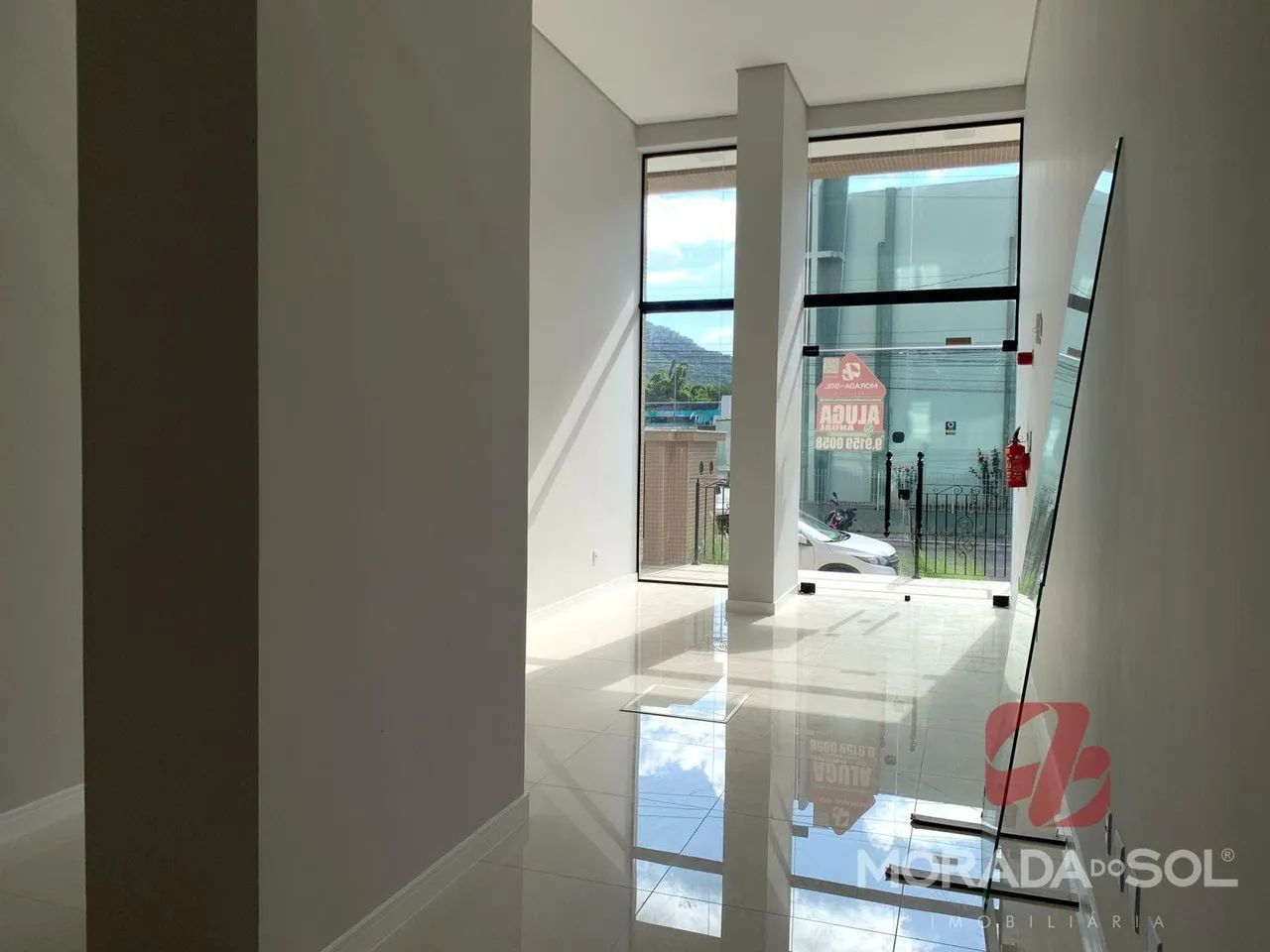Sala Comercial no Centro de Itapema, 66m², 1 Banheiro para Alugar - Foto 4
