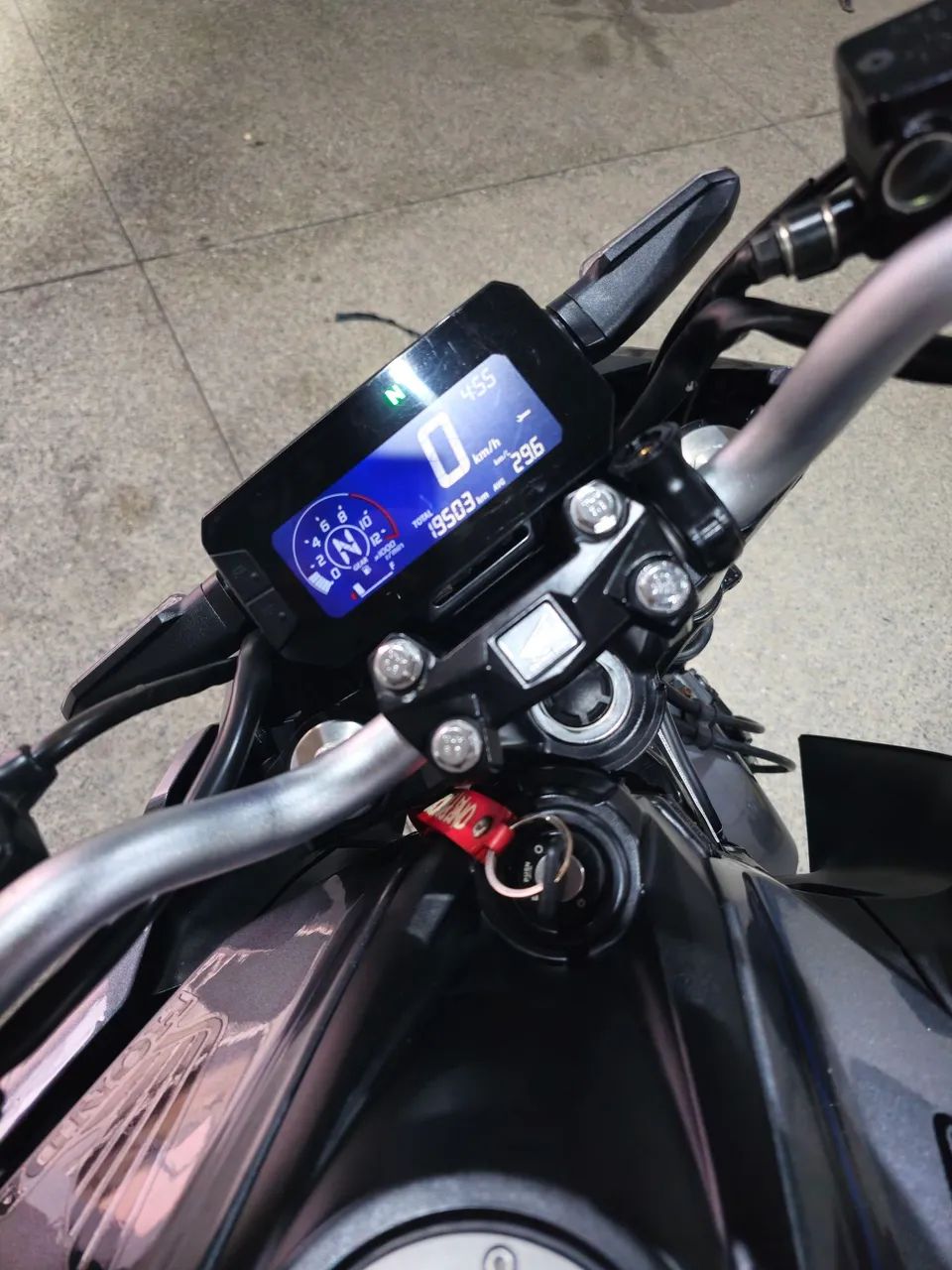 CB300F exclusiva - Foto 5