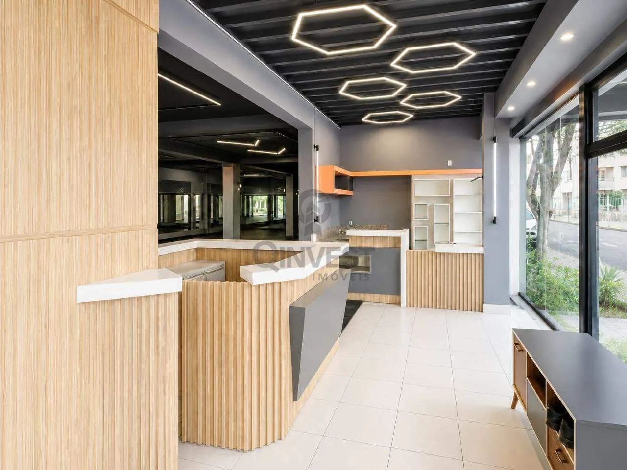 Sala comercial à venda, em Araranguá/SC! Visibilidade, Espaço e Prestígio no Coração do ba - Foto 2