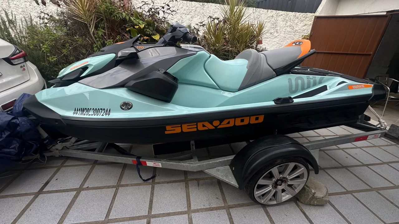 Jet Seadoo 170 wake