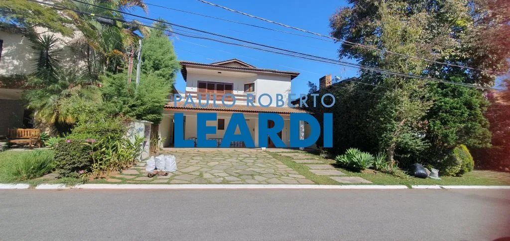 CASA EM CONDOMÍNIO - ALPHAVILLE 3 - SP