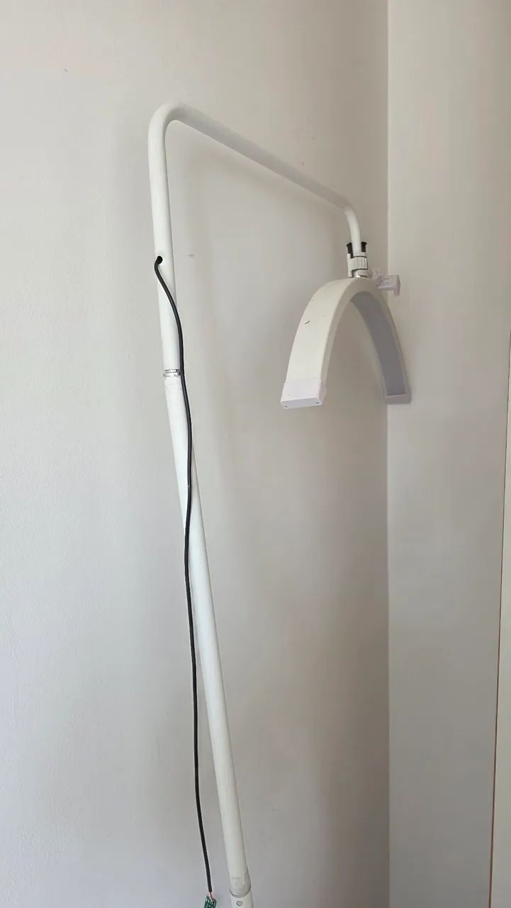 Luminária LED ARCO MEIA LUA