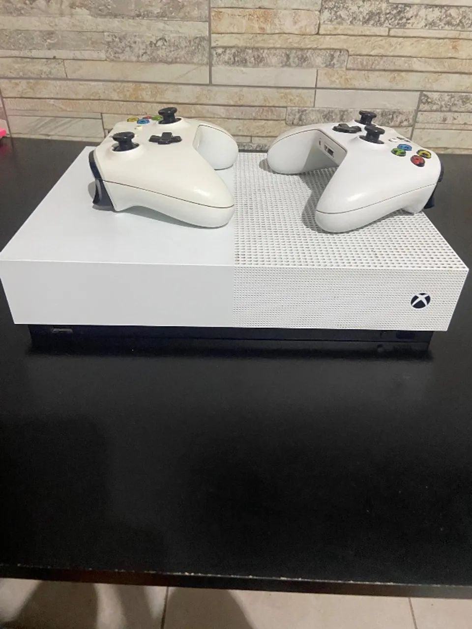 Vendo Xbox one s em ótimo estado  - Foto 3