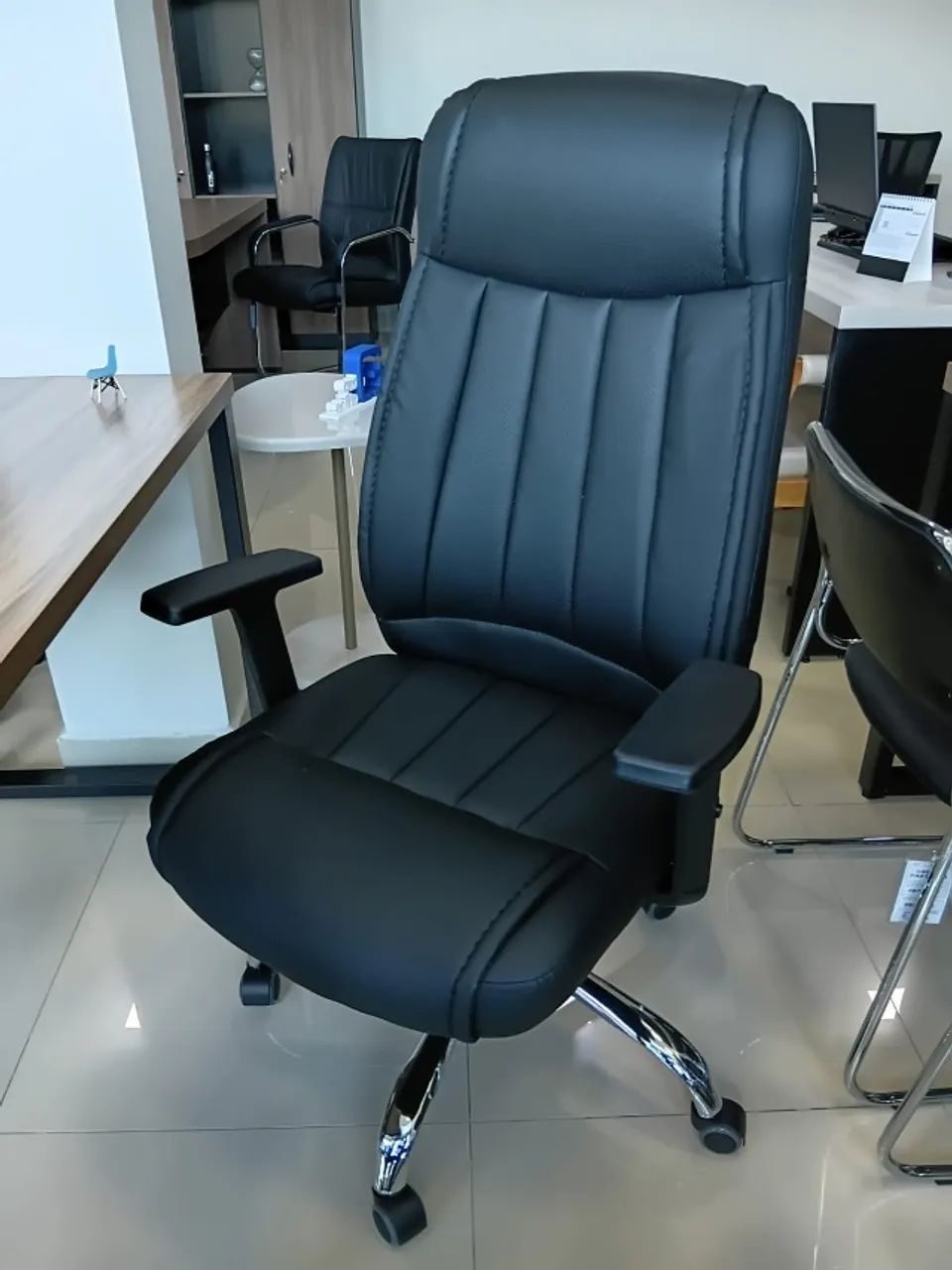 Cadeira Presidente Back System - Cadeira Presidente Ergonômica - Cadeira Estofada - Foto 2