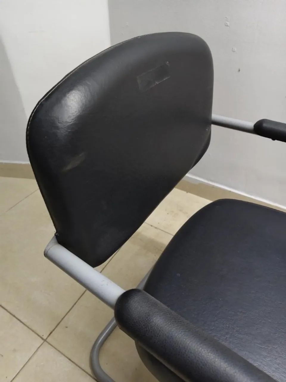 Cadeira em COuro - Foto 5