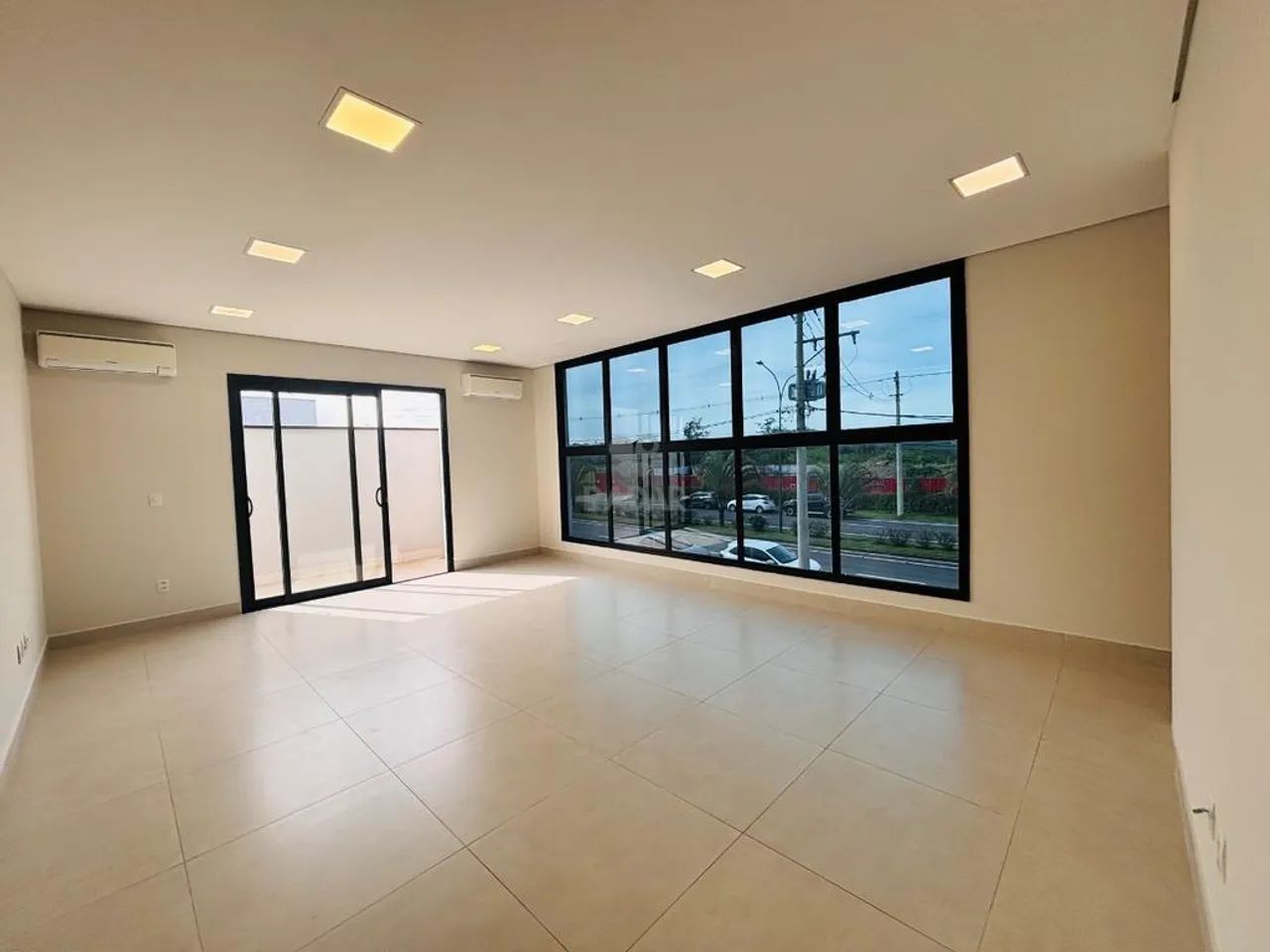 Sala para alugar em Campinas, Swiss Park, com 45 m², Biel
