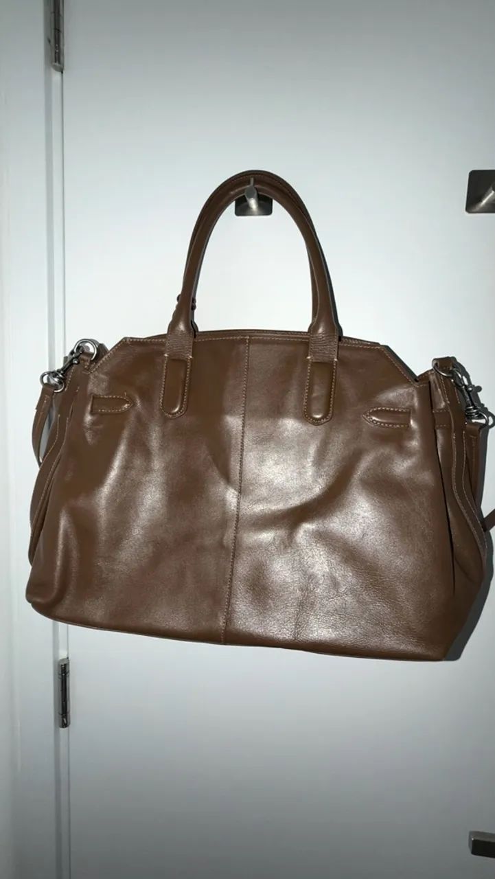 bolsa tote arezzo couro marrom  - Foto 4