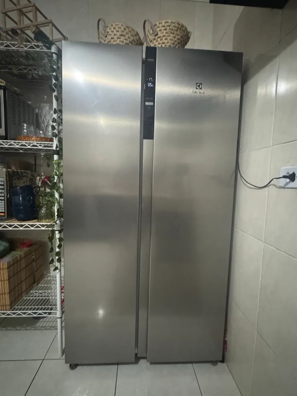 Geladeira Inox Electrolux IS4S duplex 