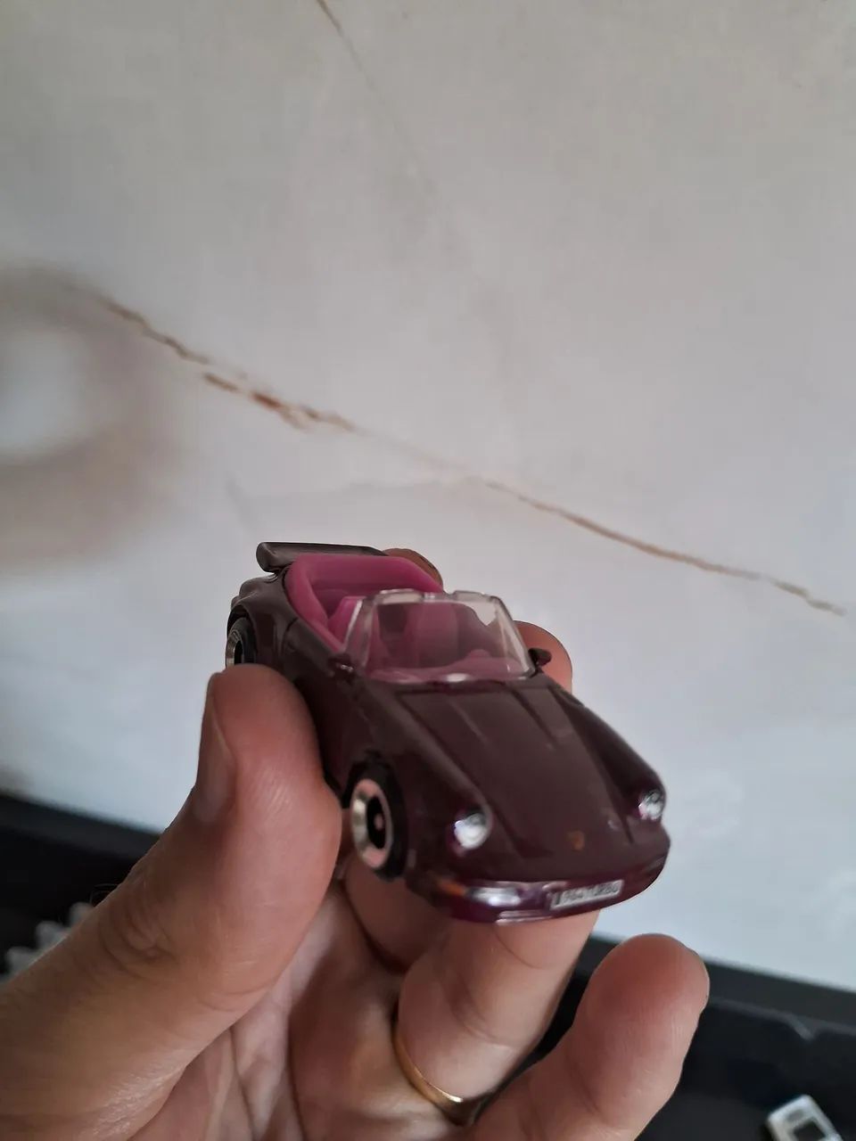 Lote com 5 hot wheels  - Foto 3