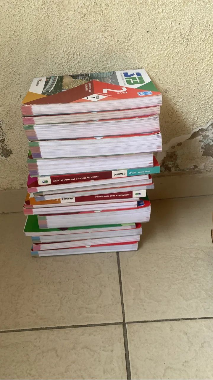 Livros didáticos 2 ano ensino médio  - Foto 3