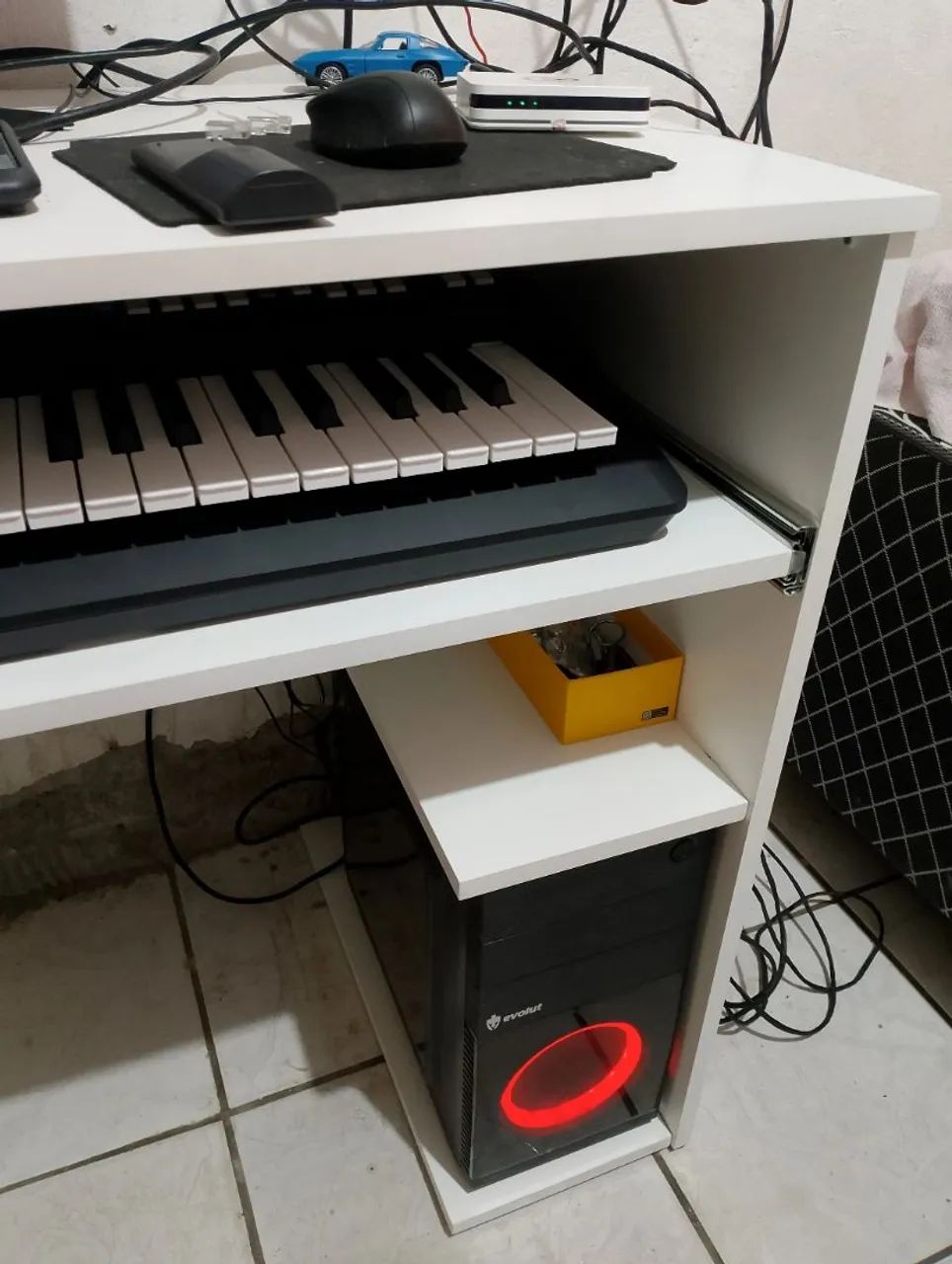 mesa de teclado 