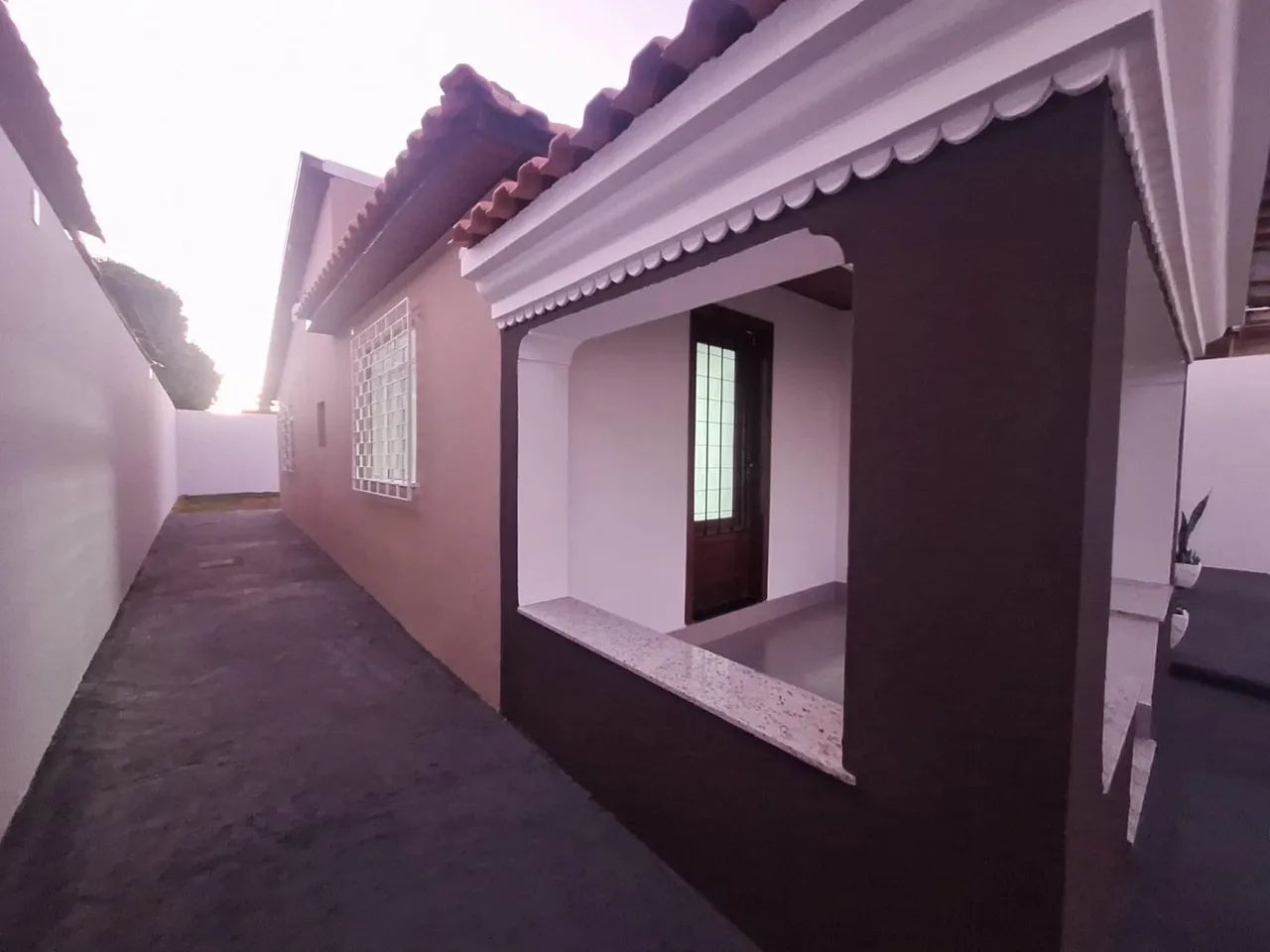 Casa R$480,000,00 reformada e bem localizada  - Foto 3