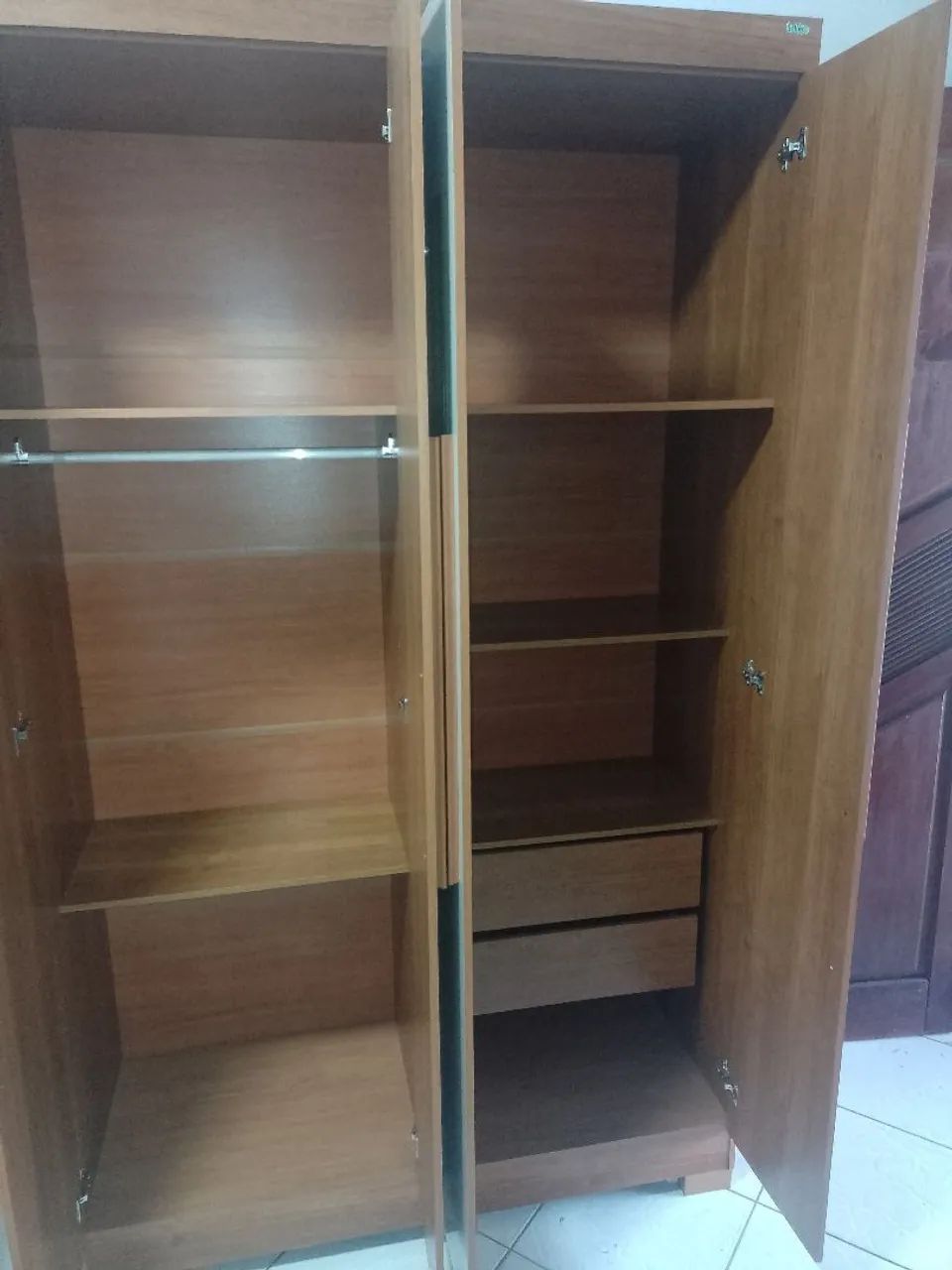 Guarda Roupas Novo  - Foto 3