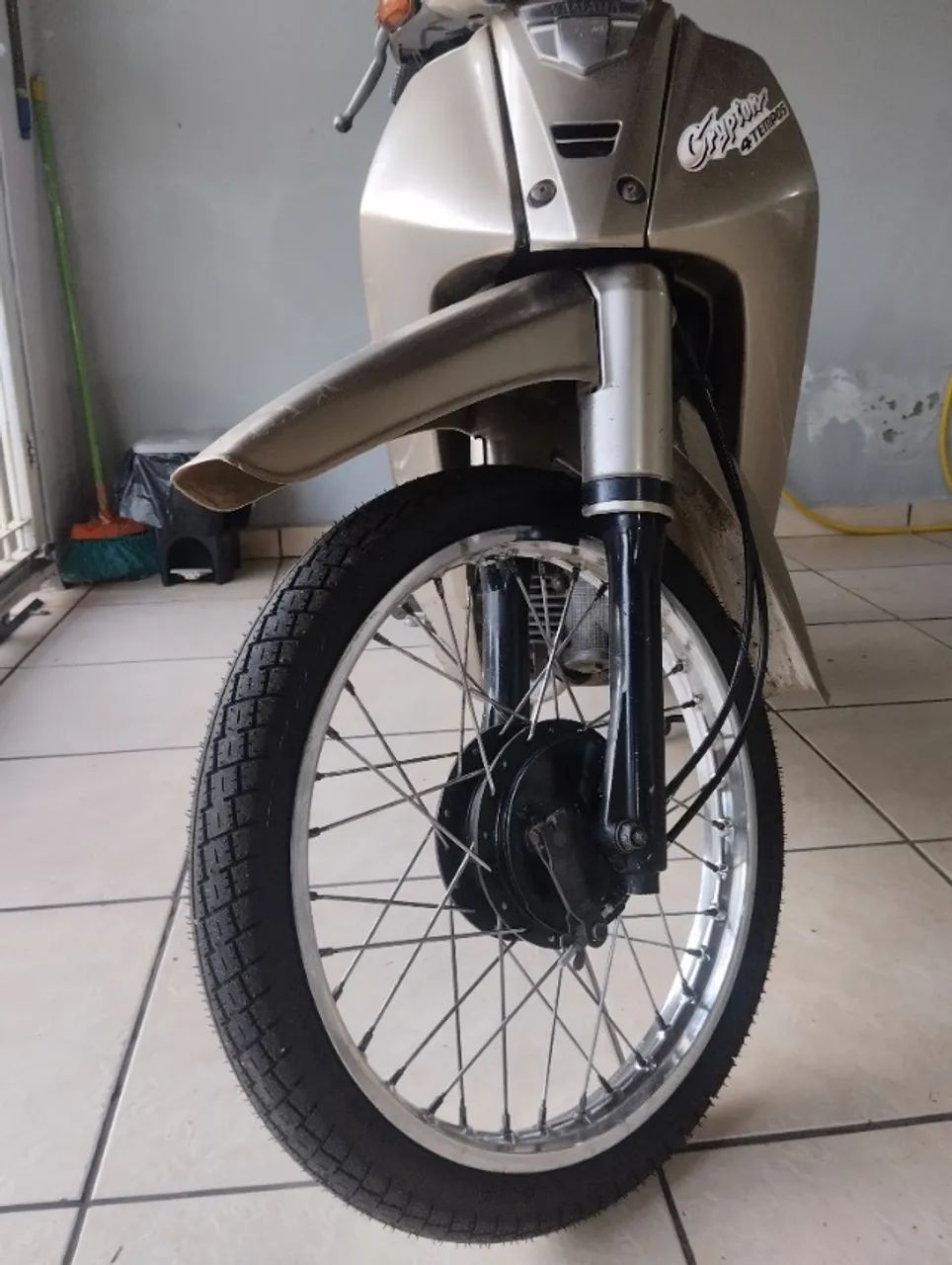 Yamaha Crypton 2001 - Foto 2
