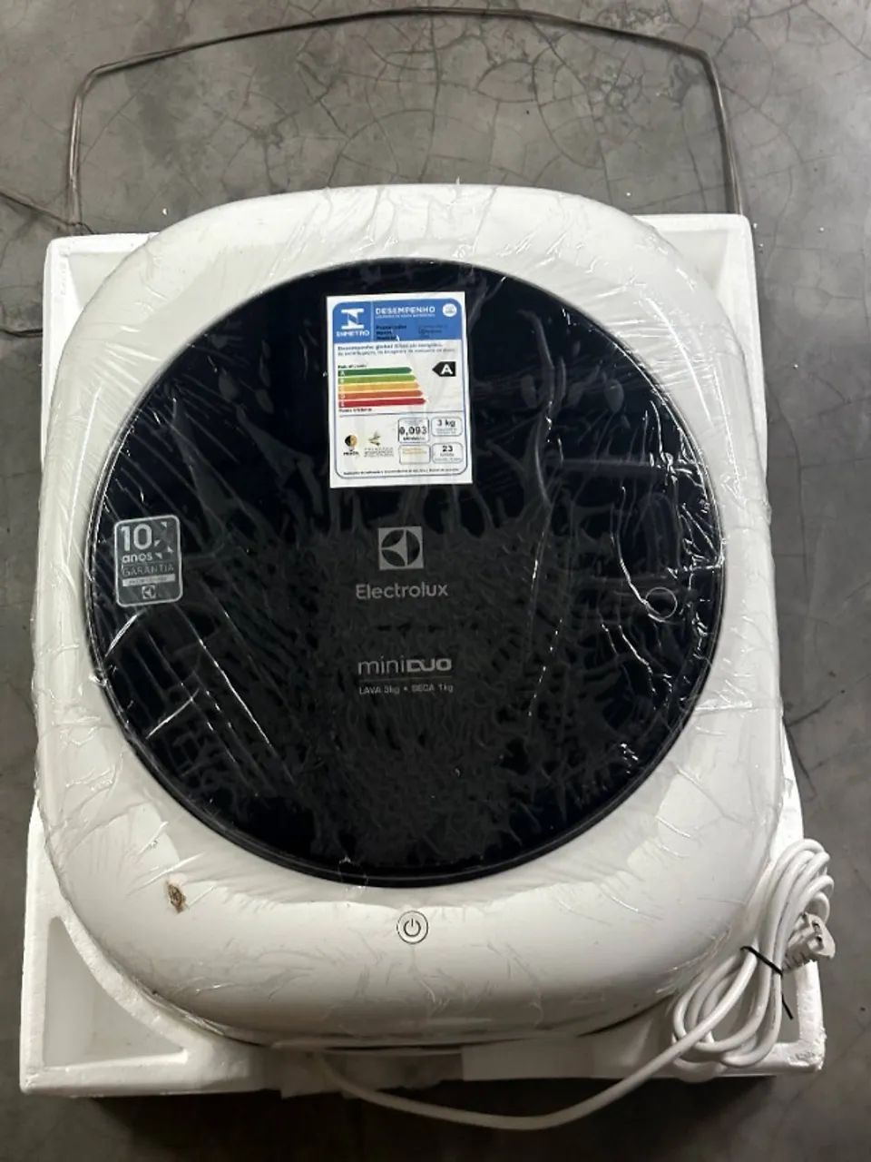 Mini Lava e Seca Electrolux 3kg Branca Compacta de Parede com Água Quente (LSE03) - 127V - Foto 4