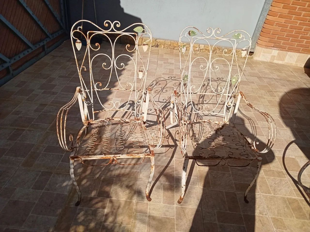 Cadeiras. com Mesa de varanda  - Foto 4