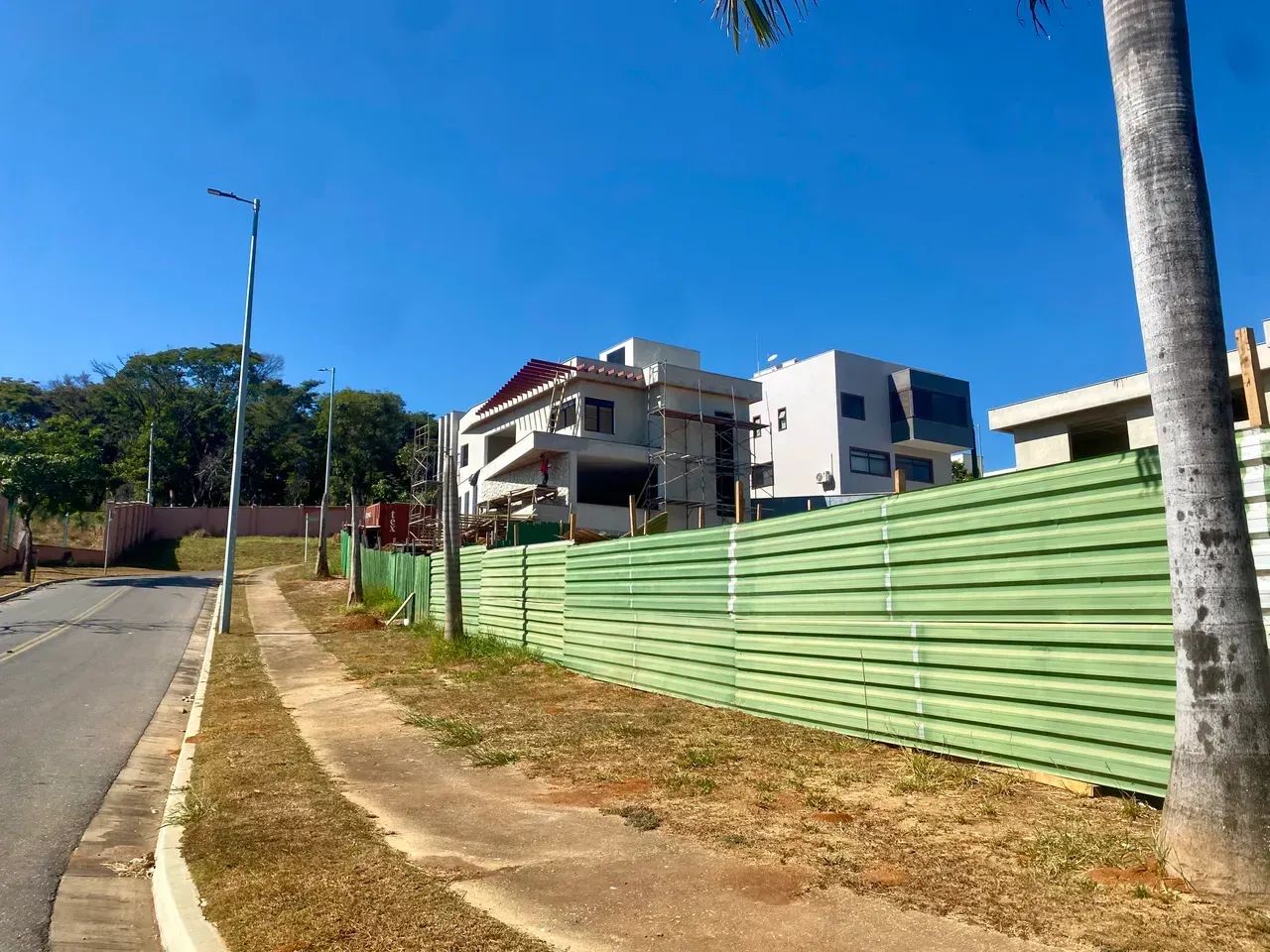 Lotes no Condomínio Alphaville em Vespasiano, 500 metros - Exclusivos! - Foto 6