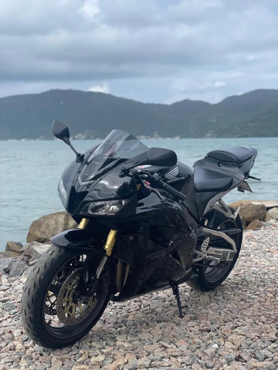 Cbr 600RR Moto pra pessoas exigentes!