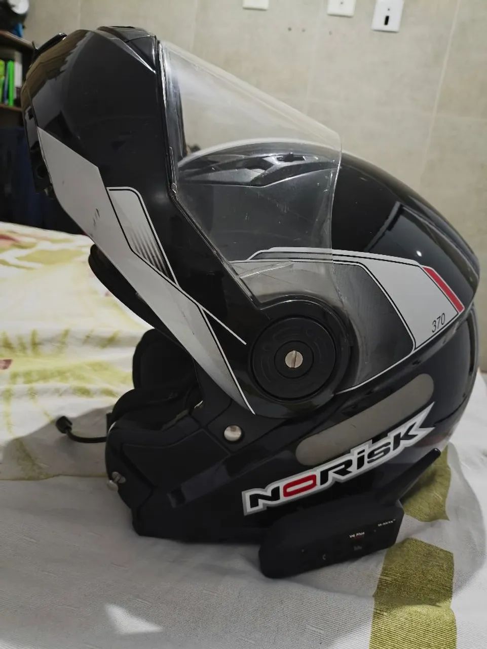 Capacete norisk Robocop tamanho 58