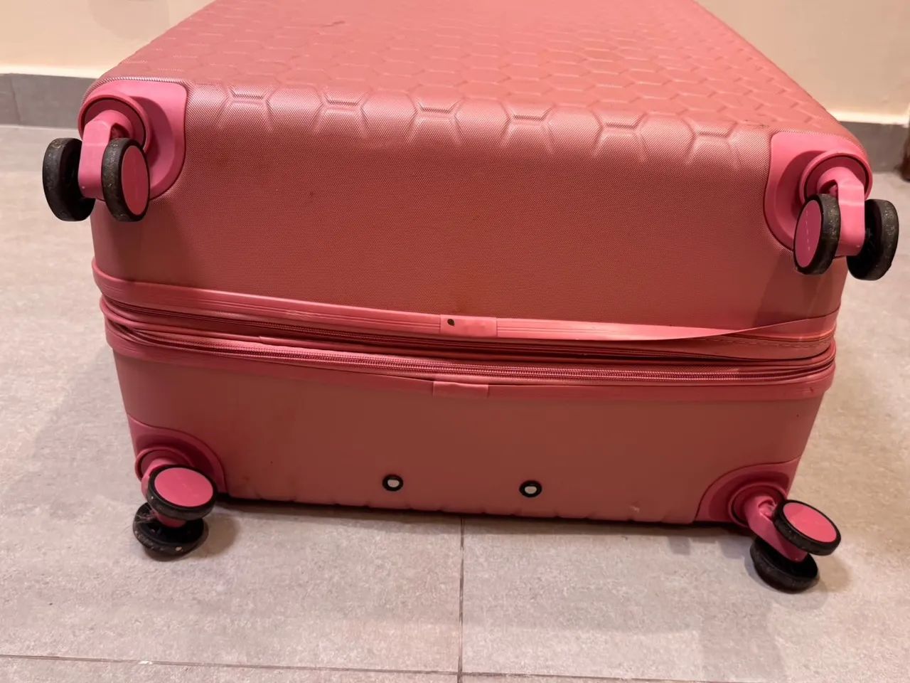 MALA GRANDE 32 KG marca Tahari Rosa - Foto 5