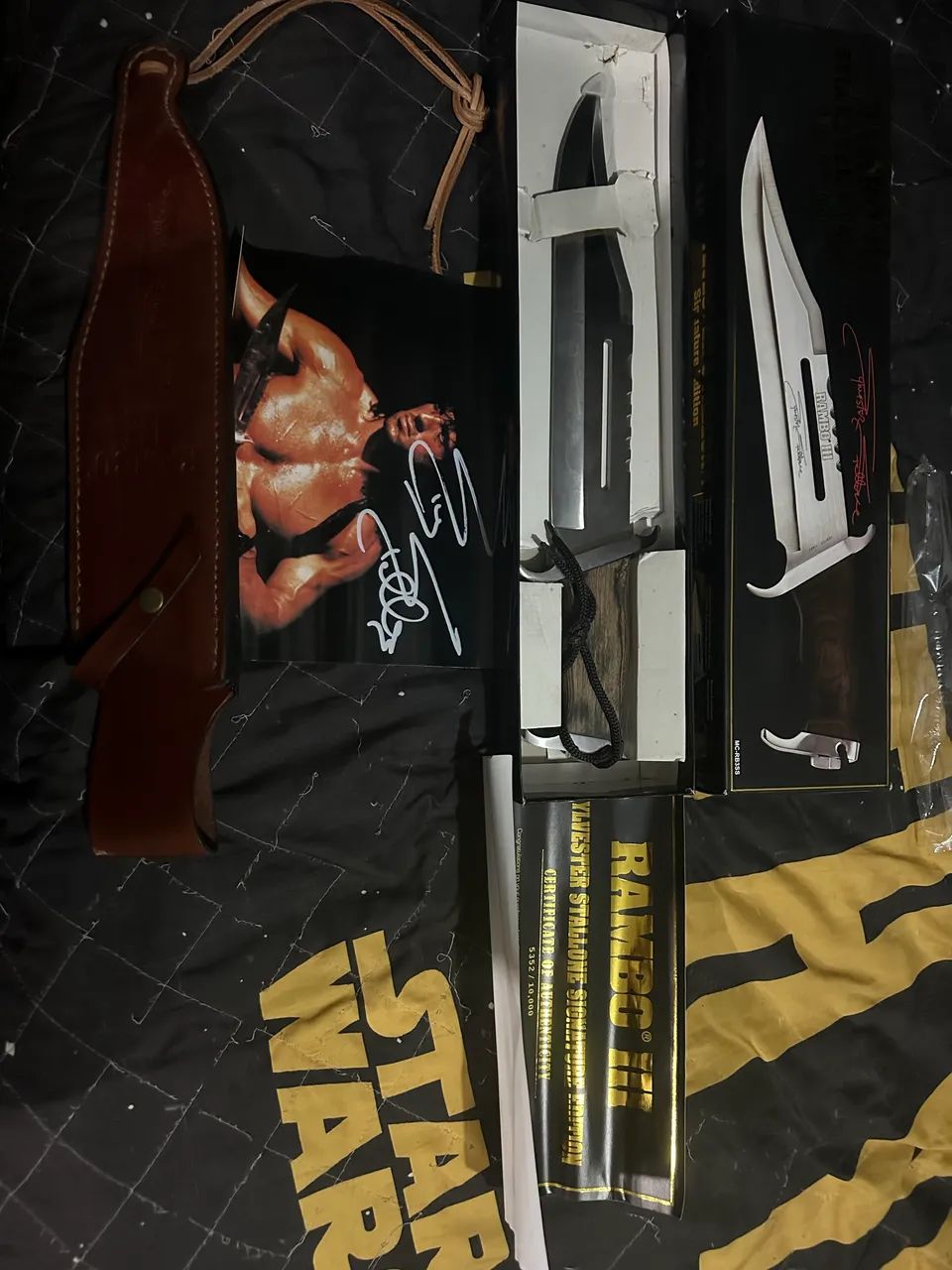 Faca Rambo 3 - Sylvester Stallone Signature Edition.