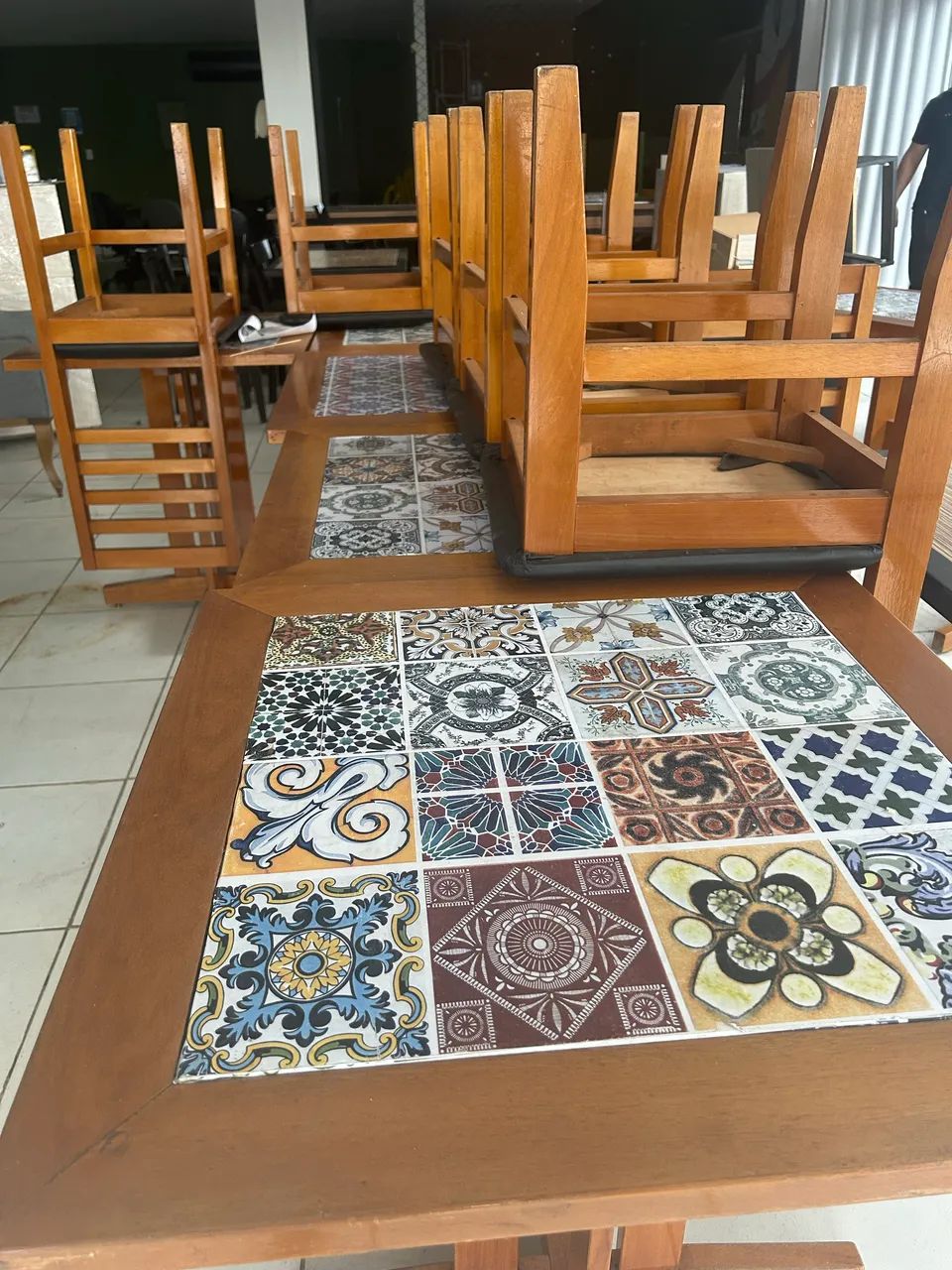 Mesas e cadeiras para residência, comércio bares e restaurantes - Foto 5