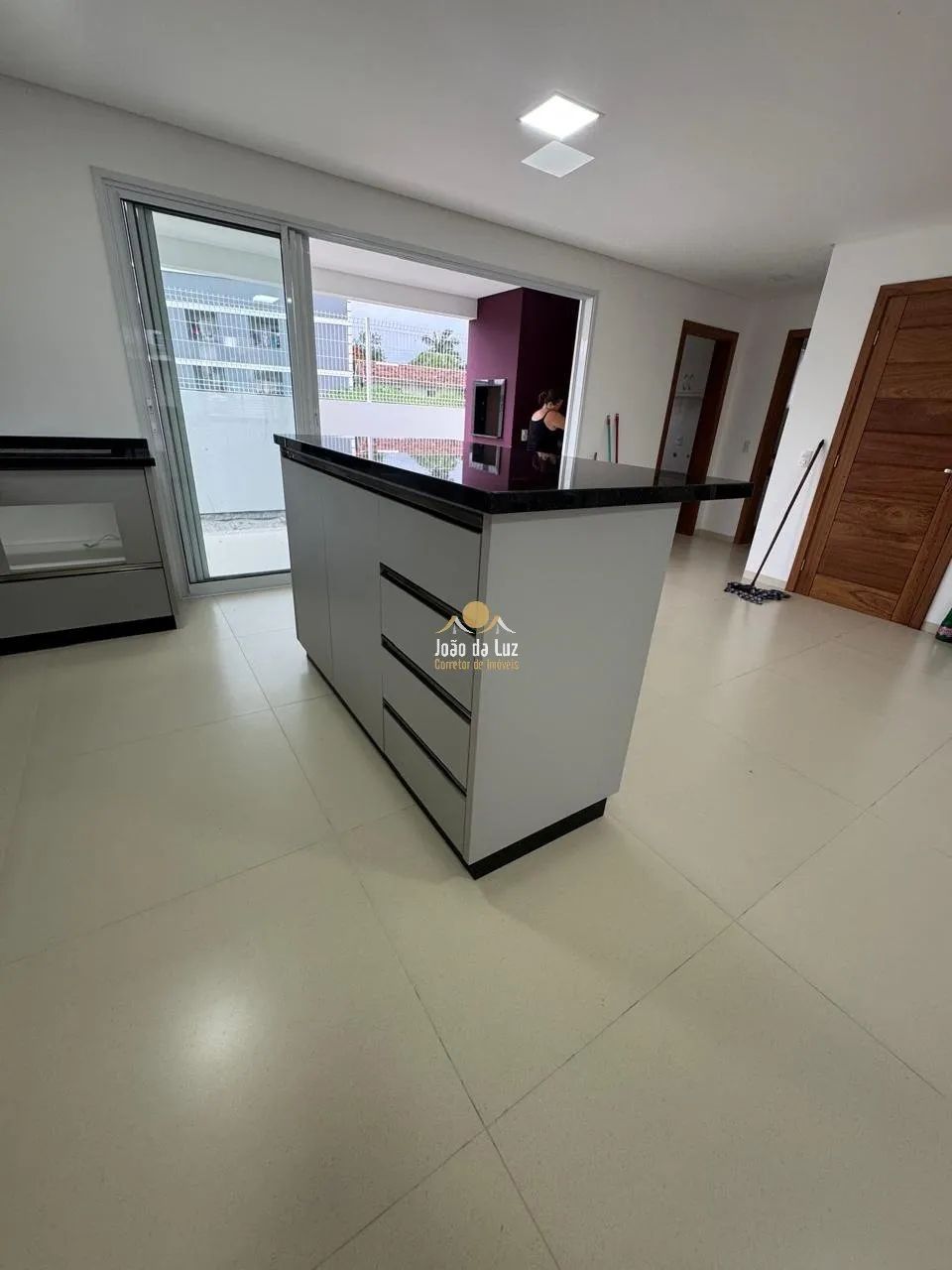 Sobrado com 3 Dormitórios, Suíte, Varanda Gourmet. - Foto 5