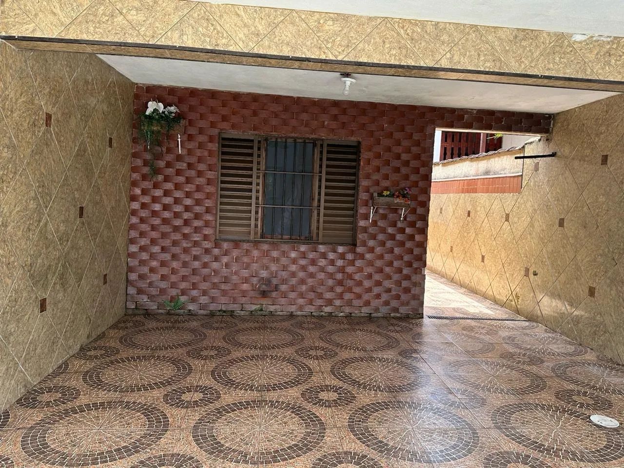Alugo linda casa na Praia Grande temporada !!