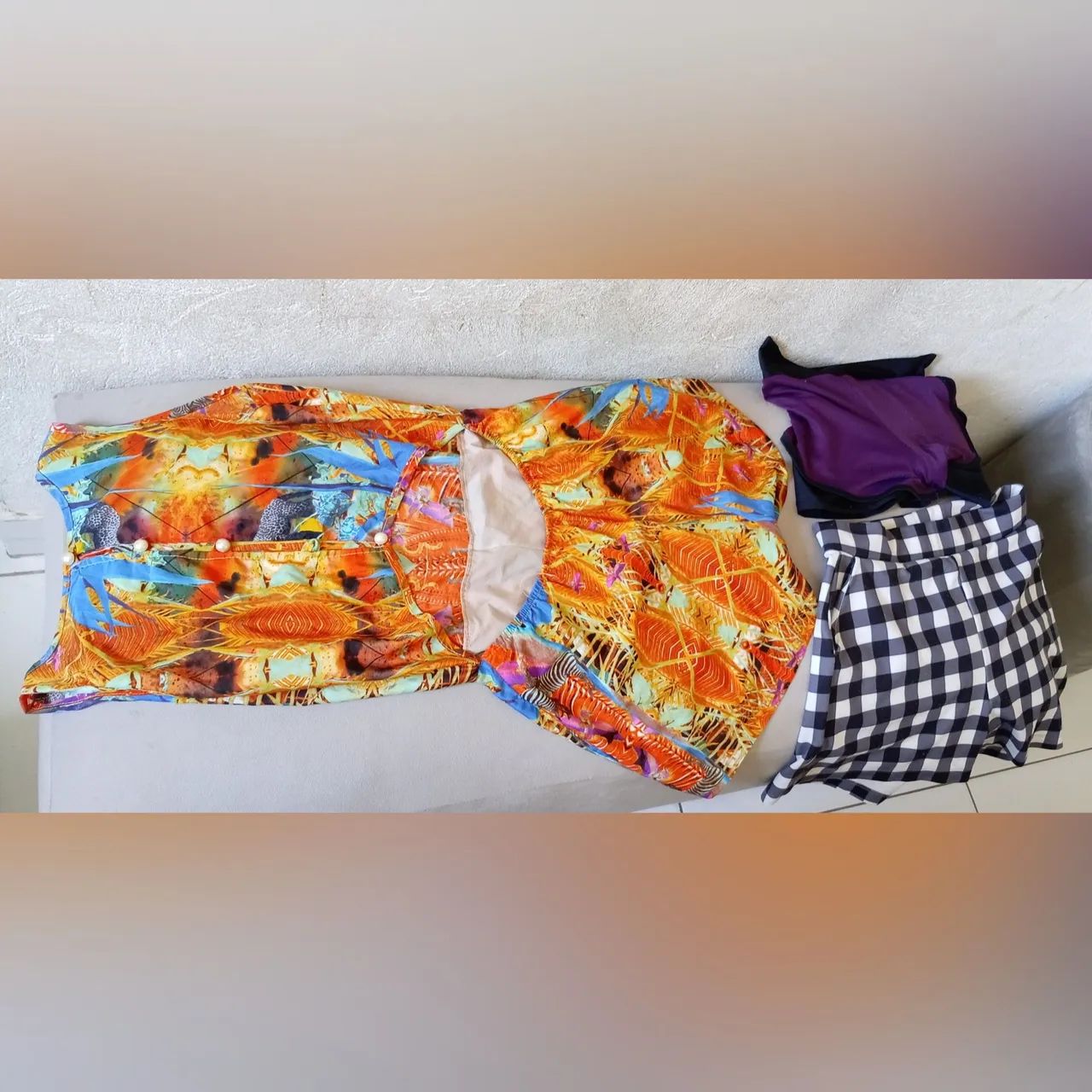 Lote de roupas femininas sortidas  boa marca - Foto 5