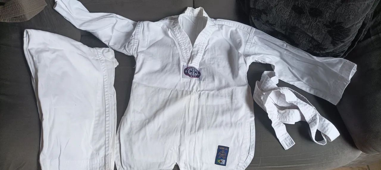 Kimono Taekwondo infantil 