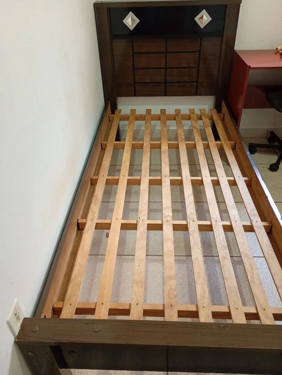 Cama de solteiro 