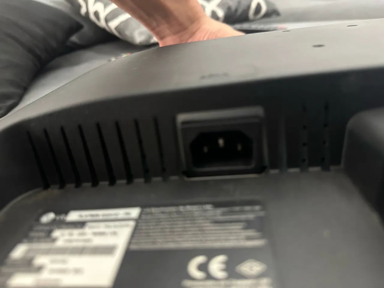 Monitor LG 22? E2241 - Tela LED, Excelente Estado, Ideal para PC e Trabalho - Foto 5