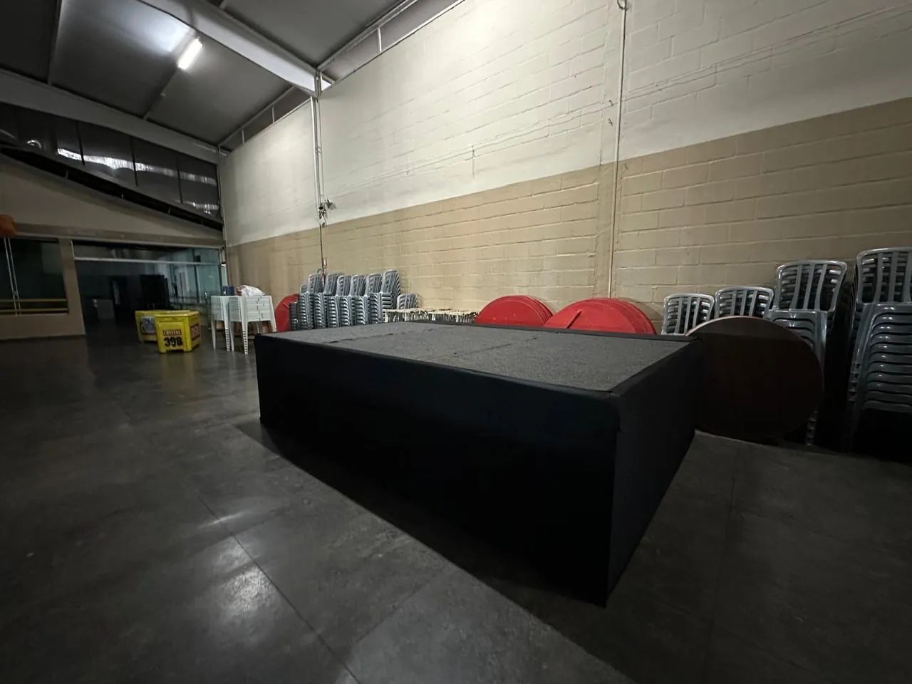 ALUGUE Palco 3x2x 70cm altura - Foto 2